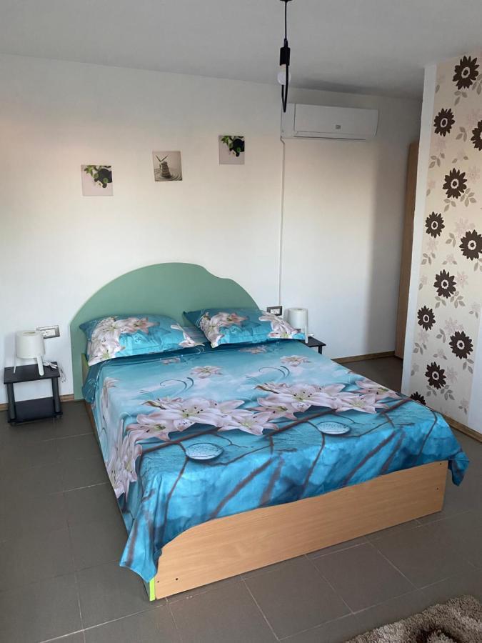 Camere De Inchiriat Maria 코르부 외부 사진