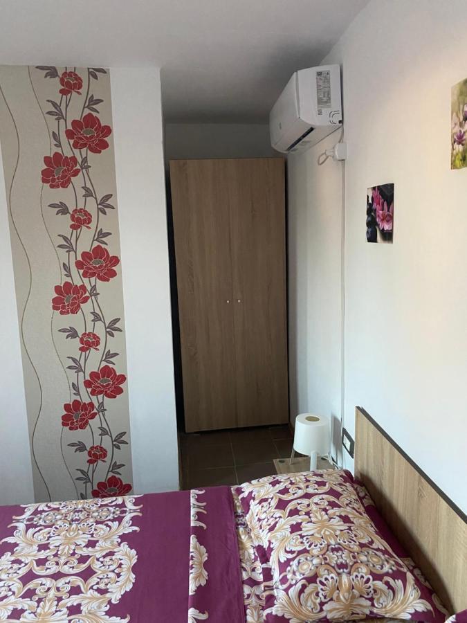Camere De Inchiriat Maria 코르부 외부 사진